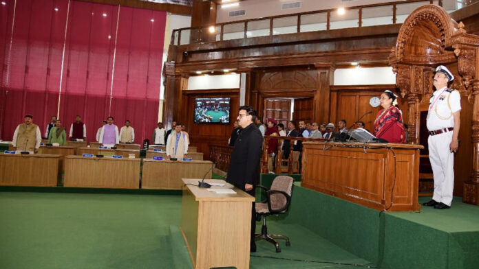 सदन में 5 हजार करोड़ का अनुपूरक बजट पेश सदन में 5 हजार करोड़ का अनुपूरक बजट पेश