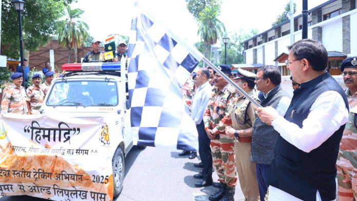 वीर जवान देश की रक्षा में योगदान दे रहे : मुख्यमंत्री धामी वीर जवान देश की रक्षा में योगदान दे रहे : मुख्यमंत्री धामी
