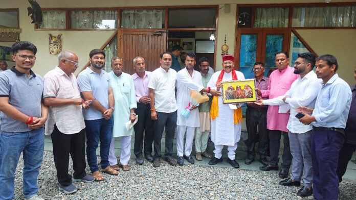 पर्यटन मंत्री महाराज से मिला नंदाजात-2026 आयोजन समिति का प्रतिनिधिमंडल पर्यटन मंत्री महाराज से मिला नंदाजात-2026 आयोजन समिति का प्रतिनिधिमंडल