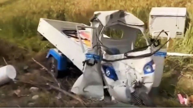 बस और लोडर की भीषण टक्कर तीन की मौत, 14 घायल बस और लोडर की भीषण टक्कर तीन की मौत, 14 घायल