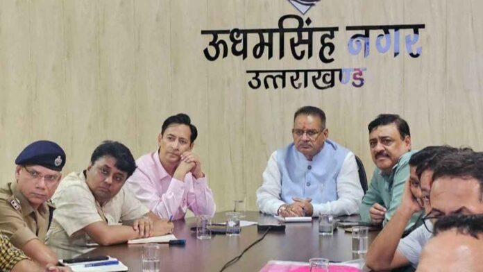 ₹1 लाख करोड़ की ग्राउंडिंग सेरेमनी को प्रभावशाली स्वरूप में संपन्न किया जाए : गणेश जोशी ₹1 लाख करोड़ की ग्राउंडिंग सेरेमनी को प्रभावशाली स्वरूप में संपन्न किया जाए : गणेश जोशी