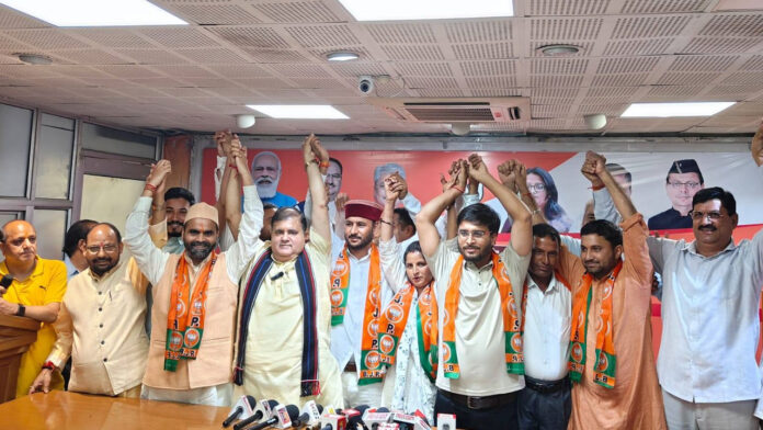 ‘भ्रष्टाचार’ के ‘दीपक’ से उत्तरकाशी में होगा ‘उजाला’ ‘भ्रष्टाचार’ के ‘दीपक’ से उत्तरकाशी में होगा ‘उजाला’