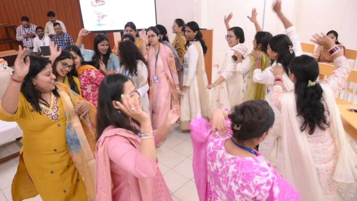 साई ग्रुप ऑफ़ इंस्टीट्यूशन्स में हर्षोल्लास के साथ शिक्षक दिवस मनाया गया साई ग्रुप ऑफ़ इंस्टीट्यूशन्स में हर्षोल्लास के साथ शिक्षक दिवस मनाया गया