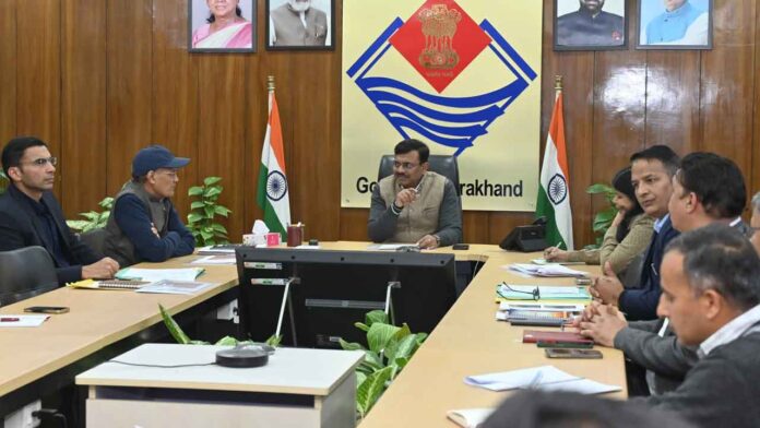 भू अभिलेखों के शीघ्र शुरू किए जाए सभी पोर्टल : मुख्य सचिव भू अभिलेखों के शीघ्र शुरू किए जाए सभी पोर्टल : मुख्य सचिव