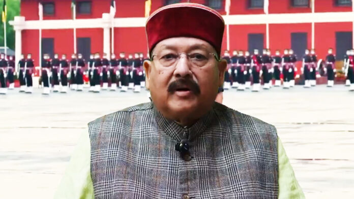 विश्व शांति के लिए मंदिरों में हो विशेष पूजा अर्चना : महाराज