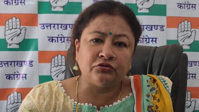 संघ के वरिष्ठ नेता का सगा भतीजा है आरोपी प्रमोद : कांग्रेस