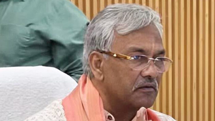 अपनी ही सरकार पर त्रिवेंद्र के तीखे तेवर