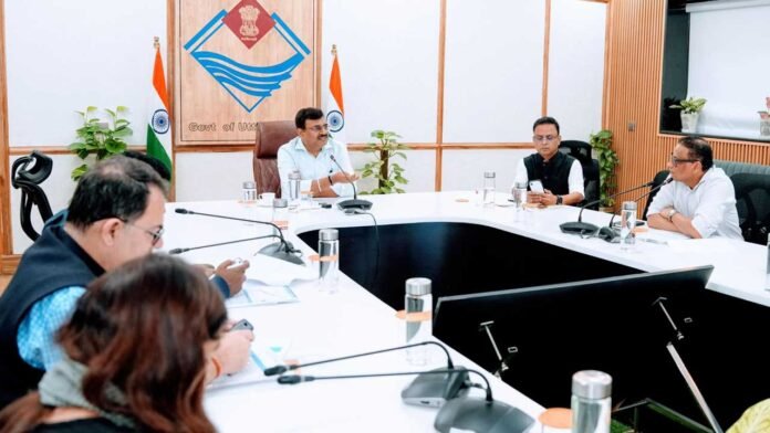 टैक्स चोरी को रोकने के लिए एआई आधारित जांच बढ़ाएं : बर्द्धन